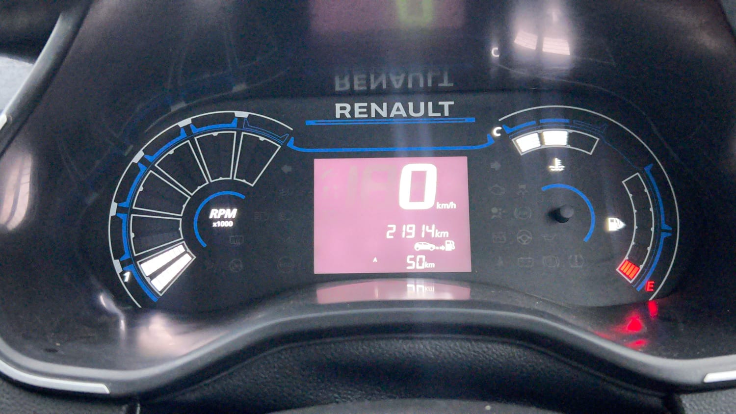 Used 2021 Renault Triber RXL Petrol Manual interior CLUSTERMETER VIEW
