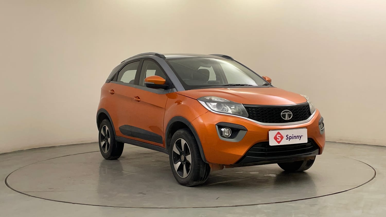 Used 2019 Tata Nexon XZA Plus Diesel Diesel Automatic exterior RIGHT FRONT CORNER VIEW