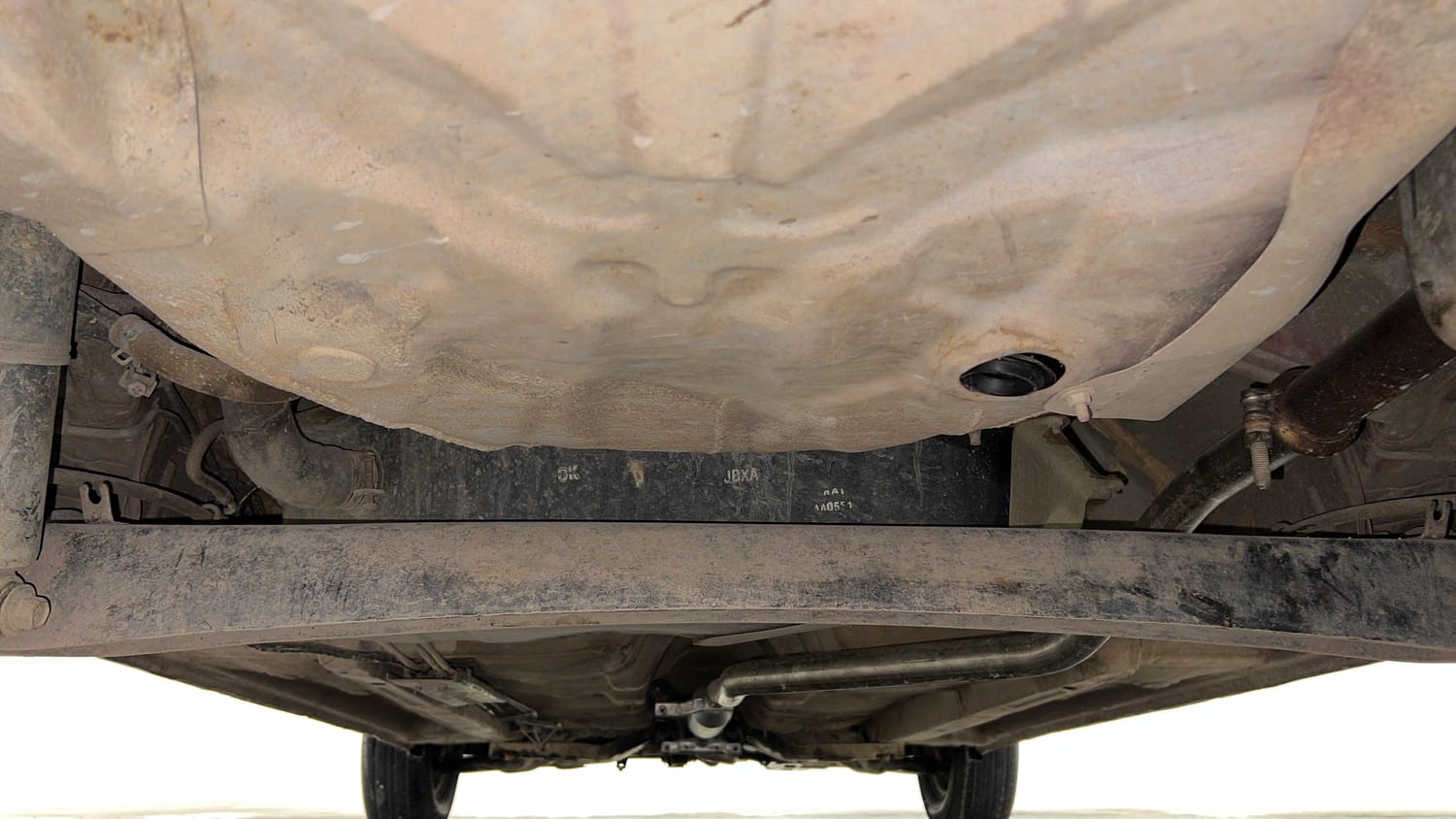 Used 2014 Hyundai i10 Sportz 1.1 iRDE2 Petrol Manual extra REAR UNDERBODY VIEW (TAKEN FROM REAR)