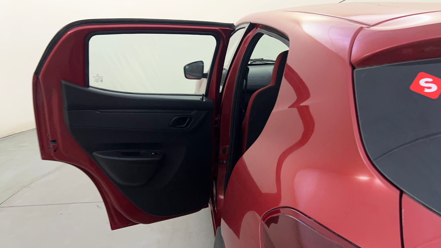 Used 2020 Renault Kwid RXT 1.0 AMT Opt Petrol Automatic interior LEFT REAR DOOR OPEN VIEW