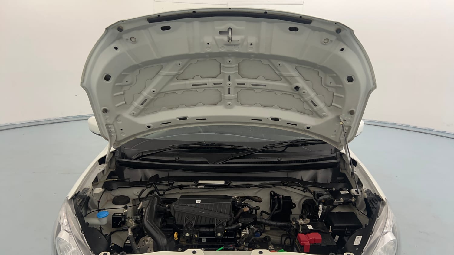 Used 2024 Maruti Suzuki Celerio ZXi Petrol Manual engine ENGINE & BONNET OPEN FRONT VIEW