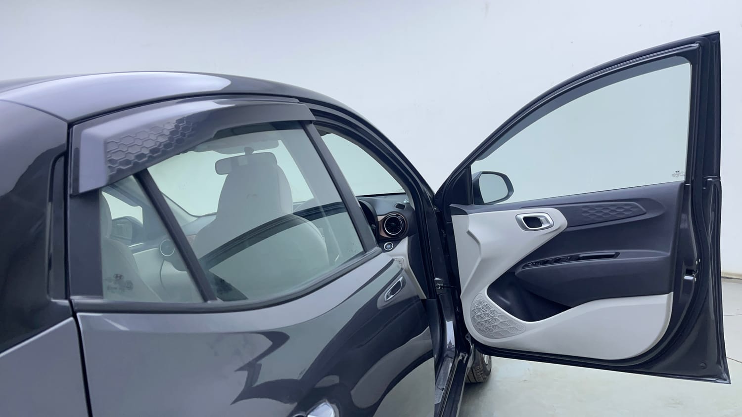 Used 2026 Hyundai Aura SX Plus 1.2 AMT Petrol Petrol Automatic interior RIGHT FRONT DOOR OPEN VIEW