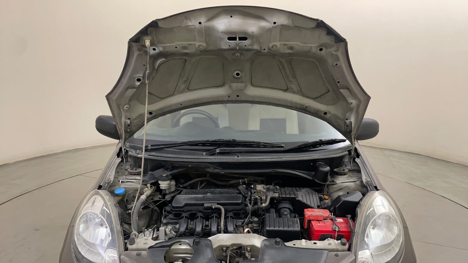 Used 2015 Honda Brio E MT Petrol Manual engine ENGINE & BONNET OPEN FRONT VIEW