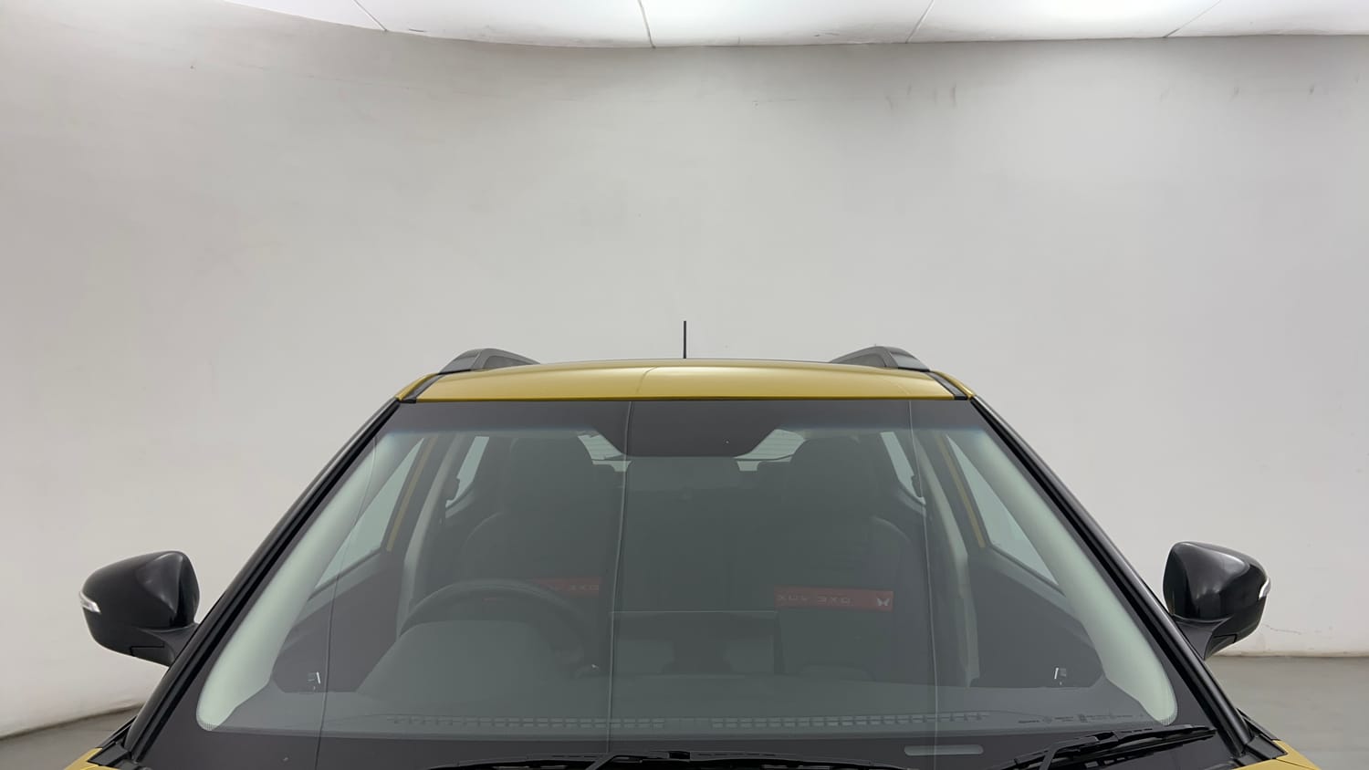 Used 2024 Mahindra XUV 3XO AX5 1.5 Diesel Autoshift Plus Diesel Automatic exterior FRONT WINDSHIELD VIEW