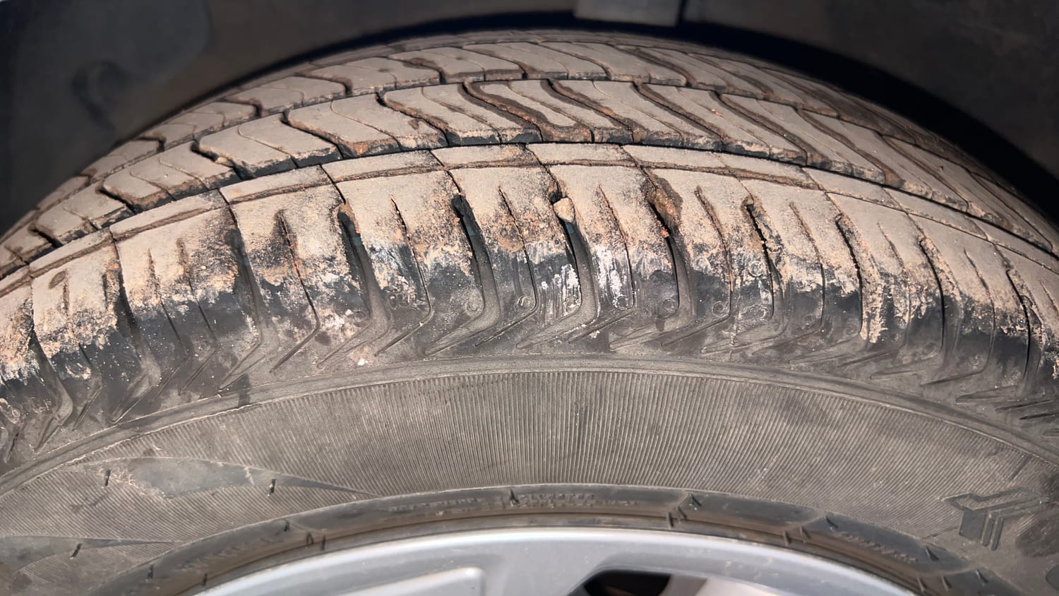 Used 2019 Hyundai Santro Sportz Petrol Manual tyres LEFT FRONT TYRE TREAD VIEW
