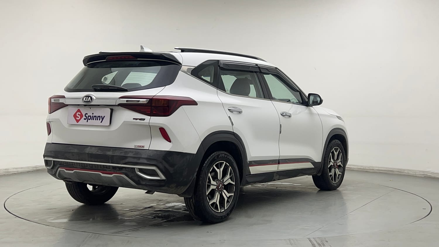 Used 2020 Kia Seltos GTK 1.4 Petrol Manual exterior RIGHT REAR CORNER VIEW