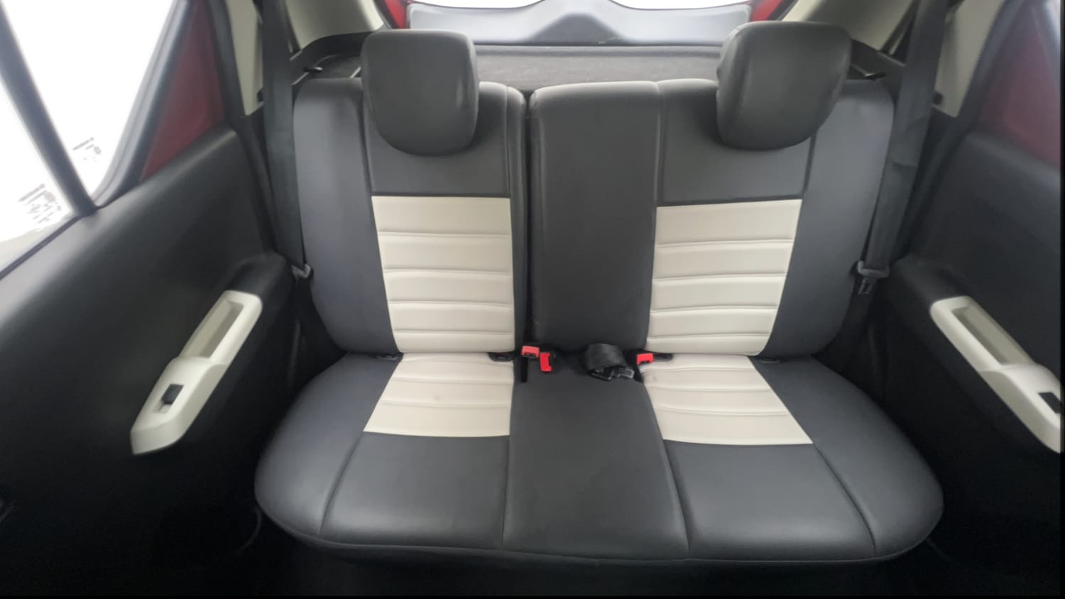 Used 2017 Maruti Suzuki Ignis Zeta 1.2 AMT Petrol Automatic interior REAR SEAT CONDITION VIEW