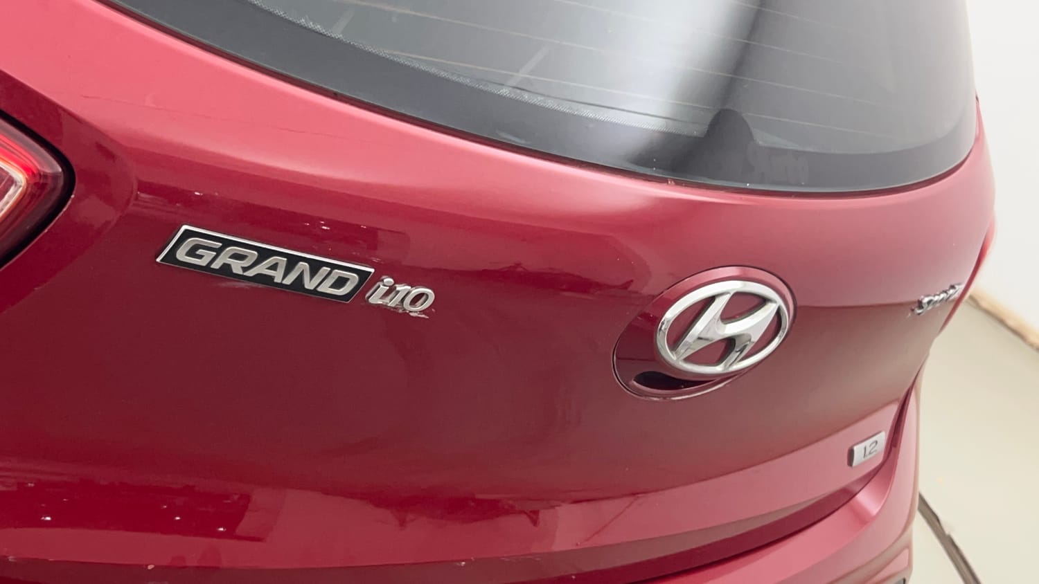 Used 2017 Hyundai Grand i10 Sportz 1.2 Kappa VTVT Petrol Manual dents MINOR SCRATCH