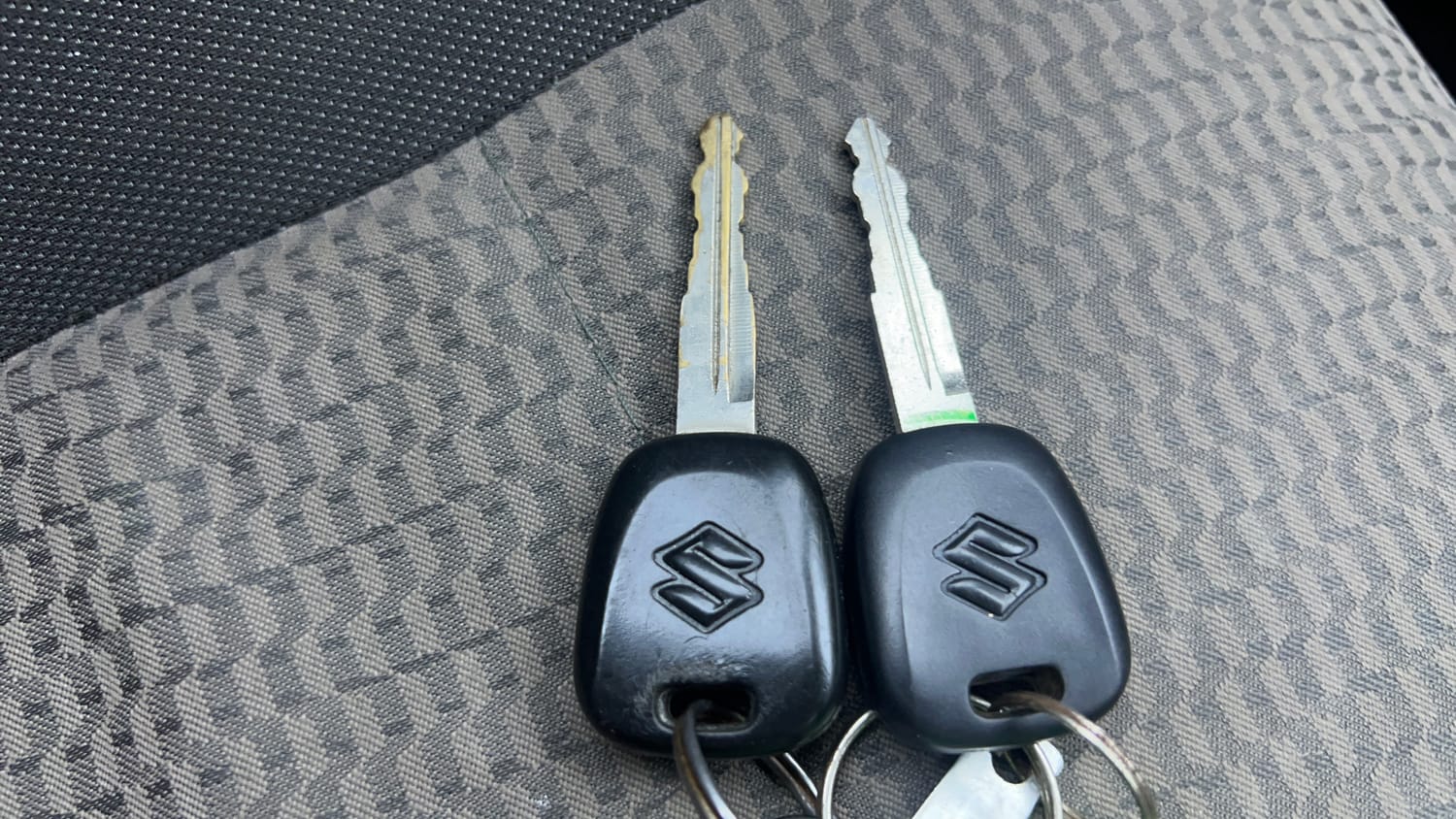 Used 2014 Maruti Suzuki Wagon R LXI Petrol Manual extra CAR KEY VIEW