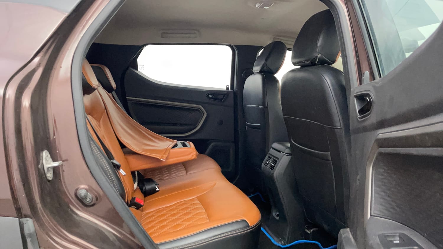 Used 2021 Renault Kiger RXZ Turbo CVT Petrol Automatic interior RIGHT SIDE REAR DOOR CABIN VIEW