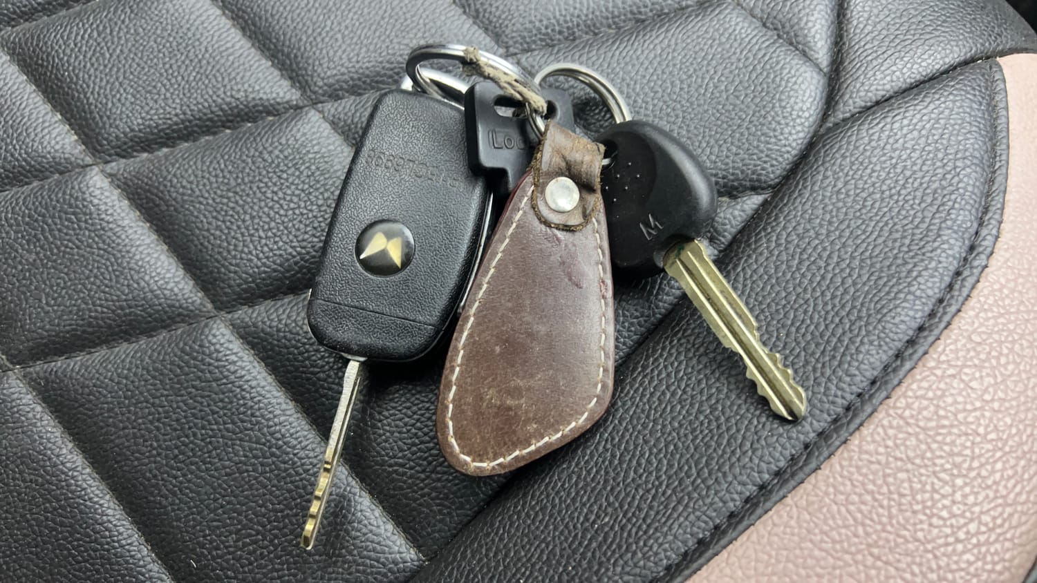 Used 2018 Hyundai Grand i10 Sportz (O) 1.2 Kappa VTVT Petrol Manual extra CAR KEY VIEW