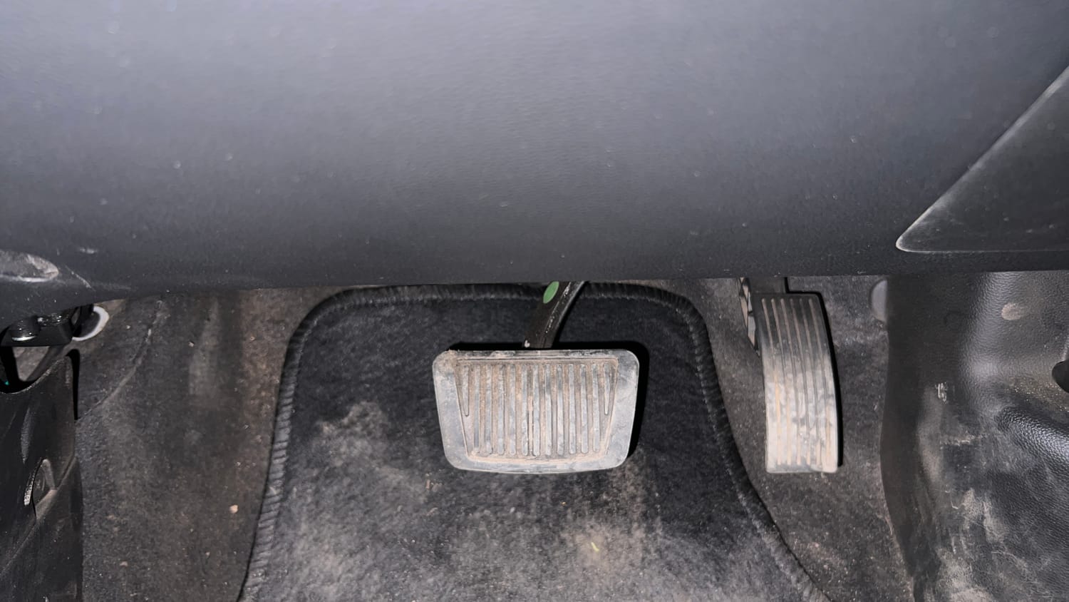 Used 2014 Hyundai Xcent SX AT 1.2 (O) Petrol Automatic interior PEDALS VIEW
