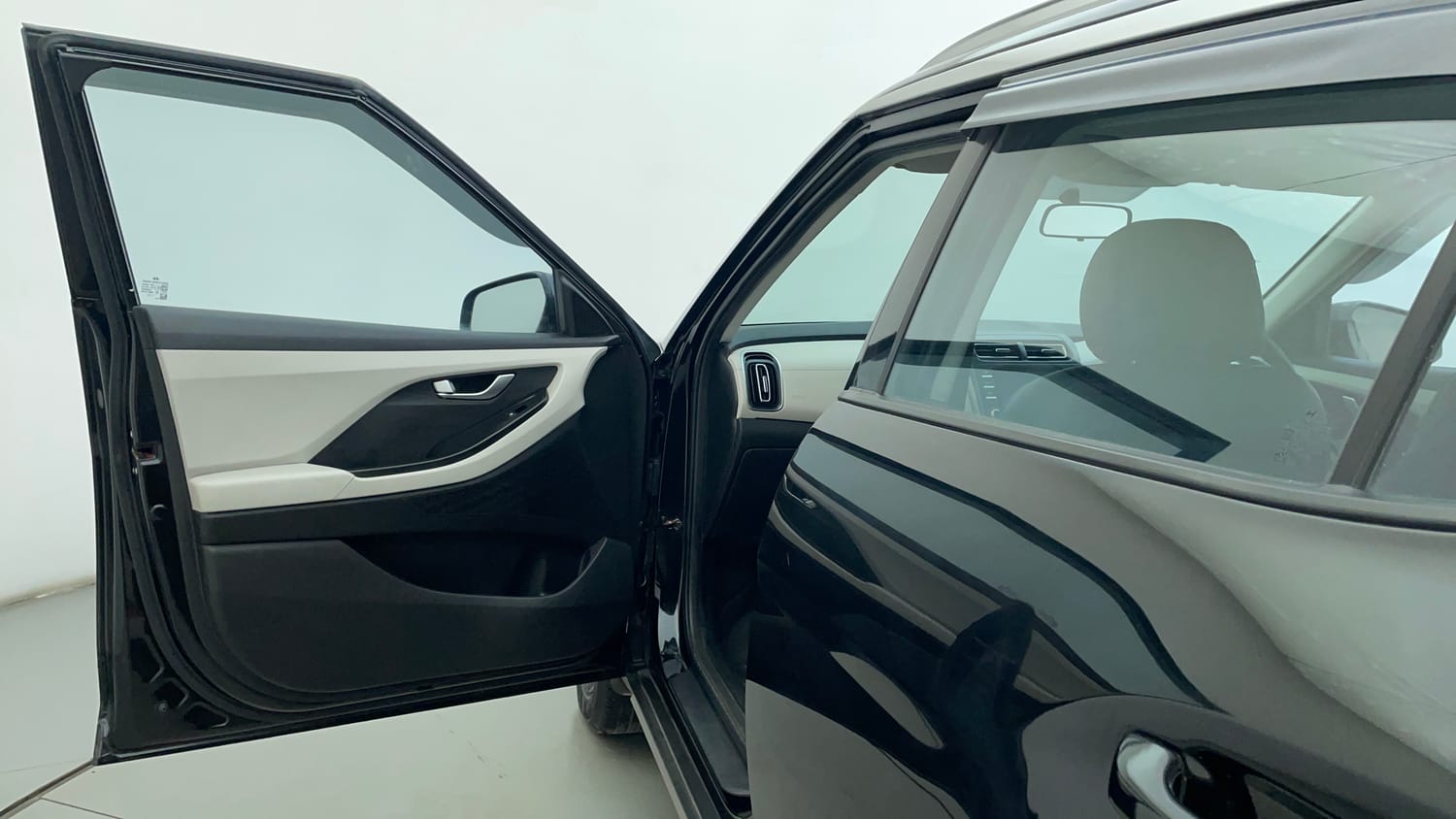 Used 2022 Hyundai Creta S 1.5 Petrol Petrol Manual interior LEFT FRONT DOOR OPEN VIEW