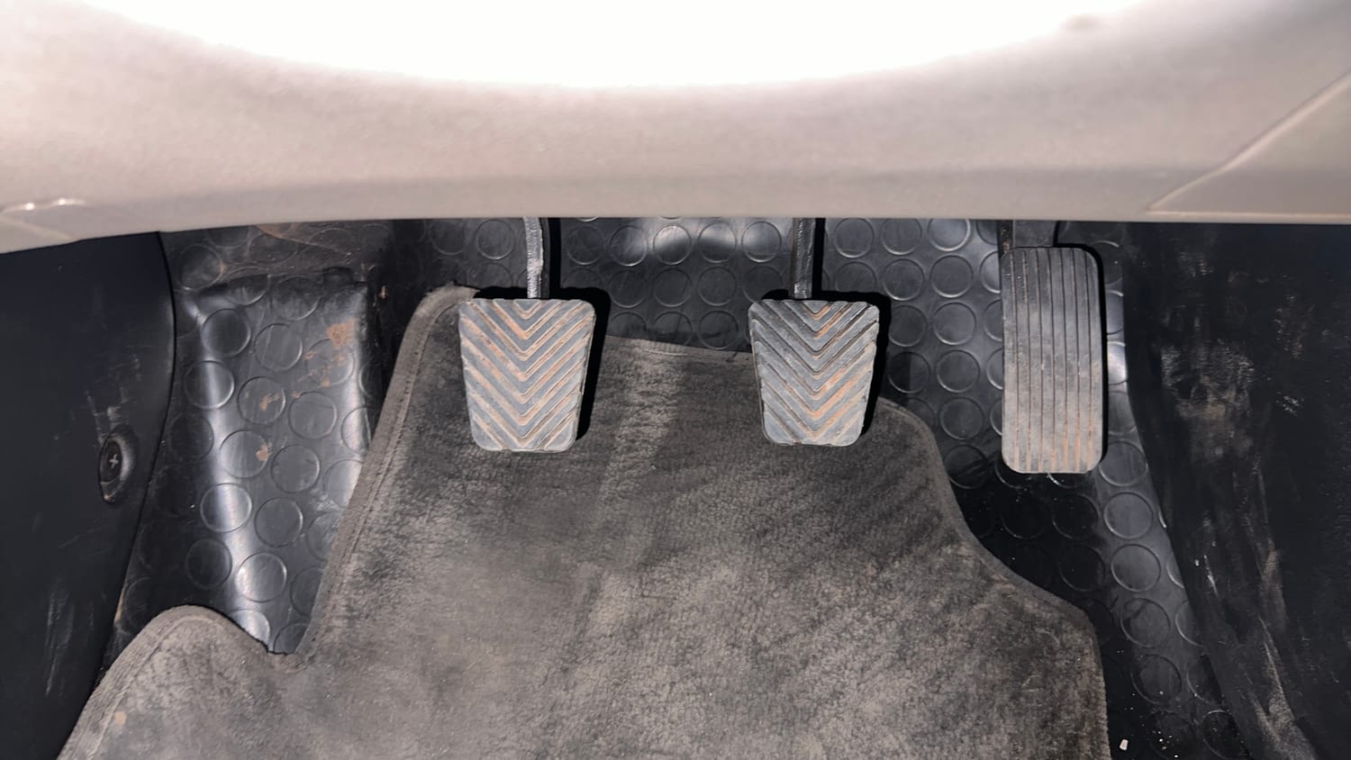 Used 2018 Hyundai Verna SX (O)1.6 VTVT Petrol Manual interior PEDALS VIEW