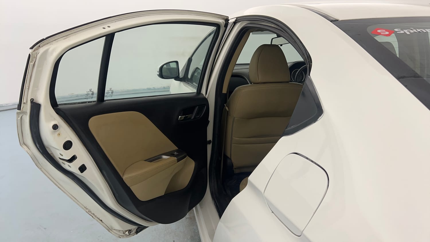 Used 2015 Honda City VX CVT Petrol Automatic interior LEFT REAR DOOR OPEN VIEW