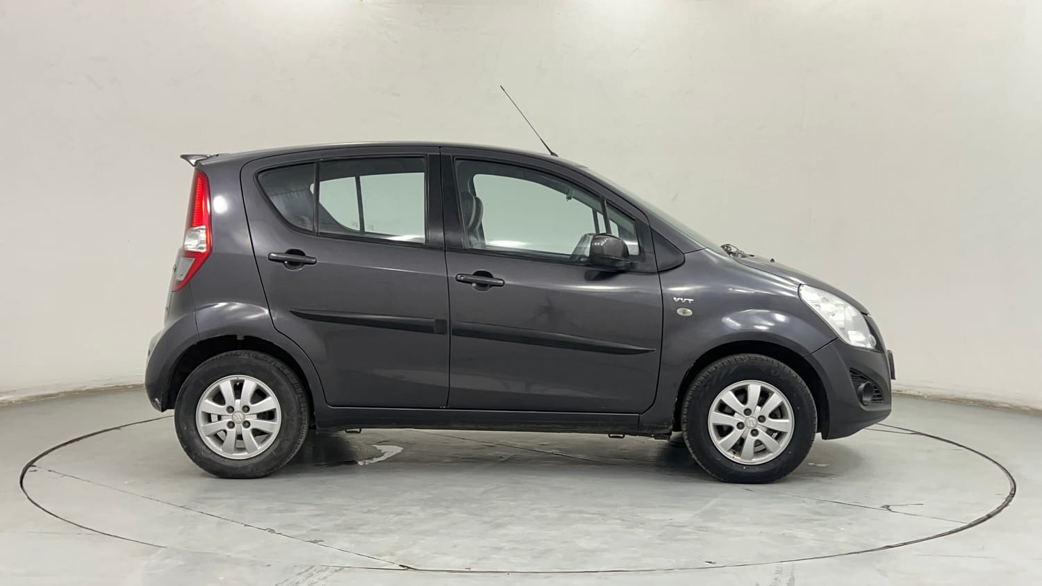 Used 2013 Maruti Suzuki Ritz Zxi BS-IV Petrol Manual exterior RIGHT SIDE VIEW
