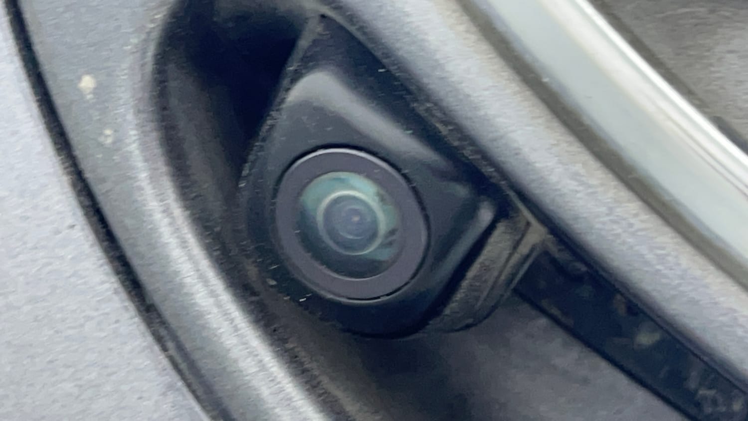 Used 2018 Hyundai Grand i10 Sportz (O) 1.2 Kappa VTVT Petrol Manual top_features Rear camera