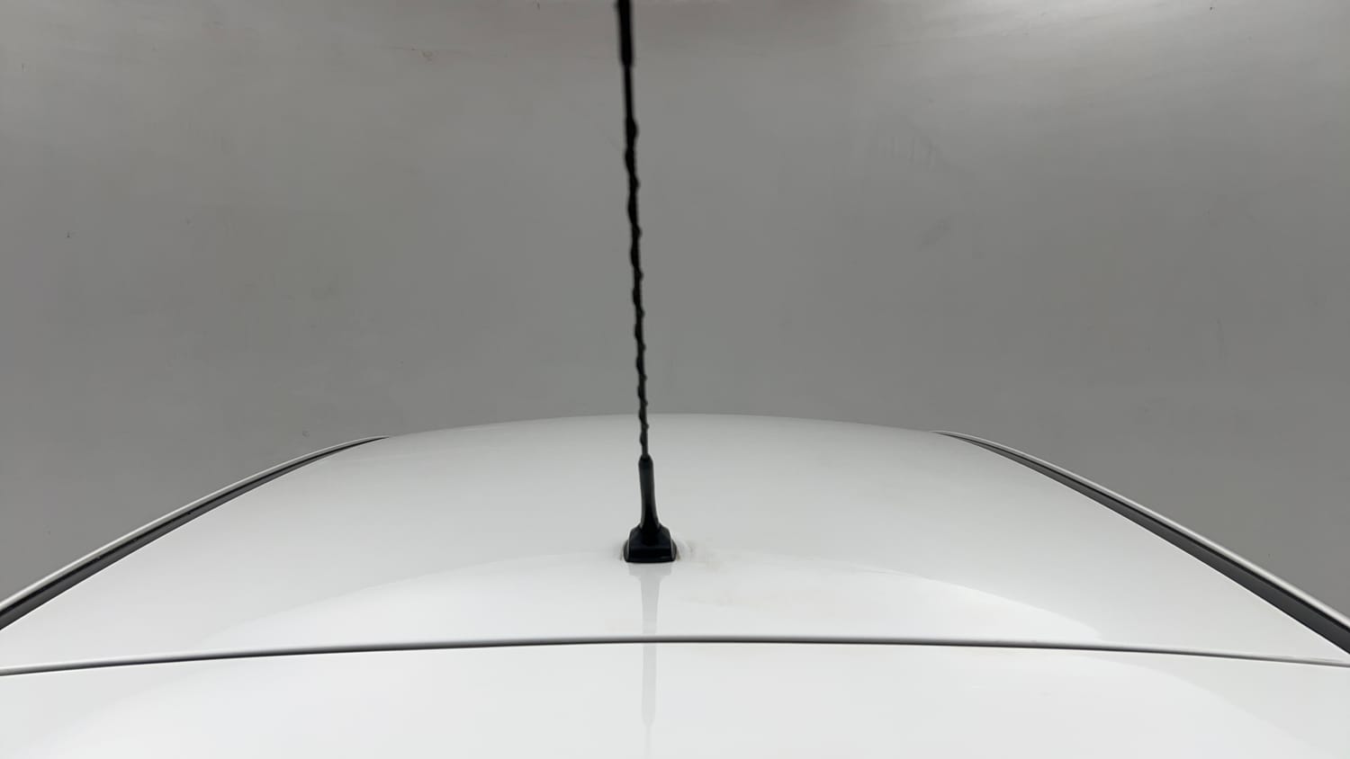 Used 2018 Hyundai Elite i20 Magna Executive 1.2 Petrol Manual exterior EXTERIOR ROOF VIEW