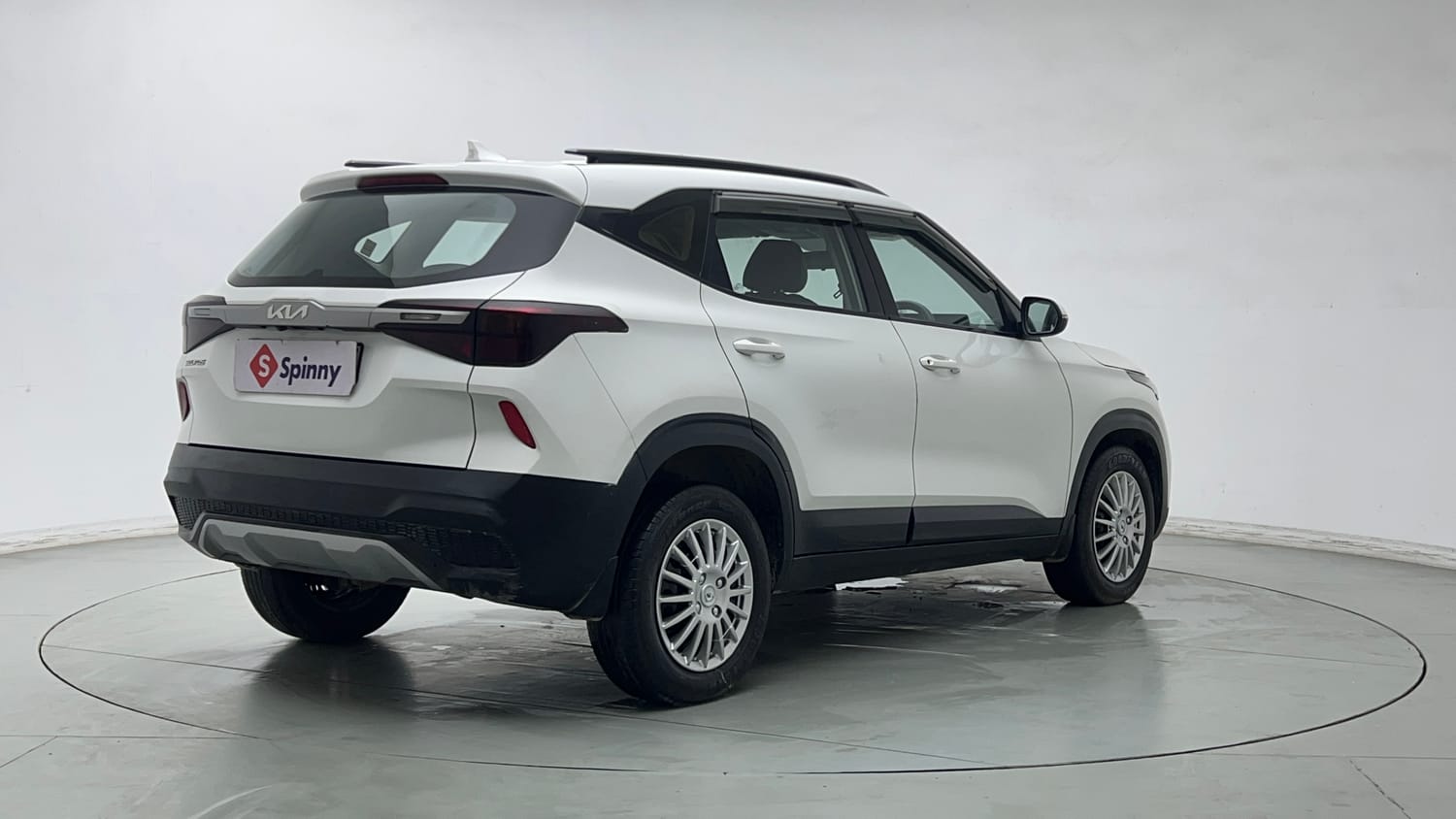 Used 2022 Kia Seltos HTK 1.5 Diesel Diesel Manual exterior RIGHT REAR CORNER VIEW