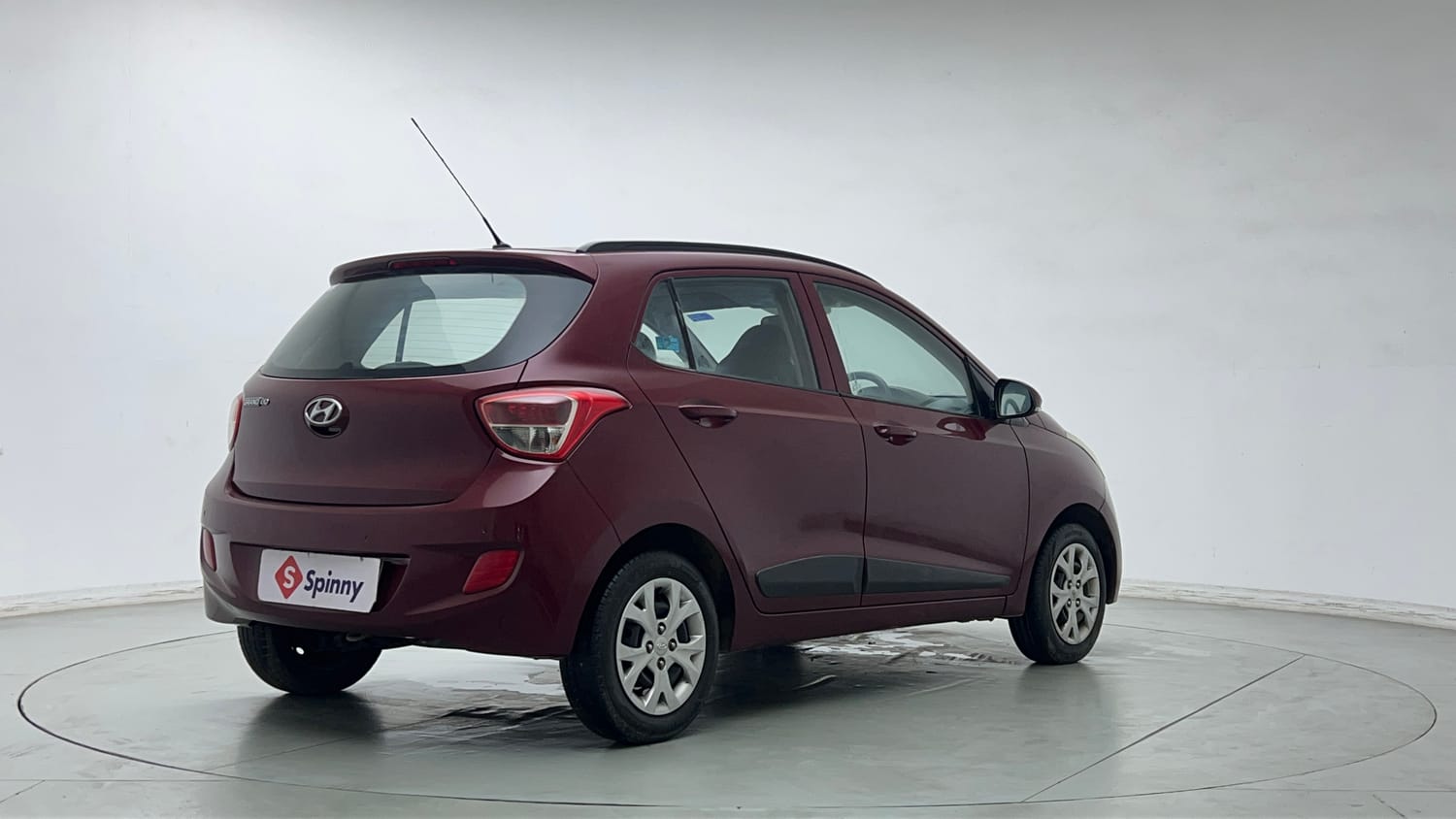 Used 2015 Hyundai Grand i10 Sportz 1.2 Kappa VTVT Petrol Manual exterior RIGHT REAR CORNER VIEW