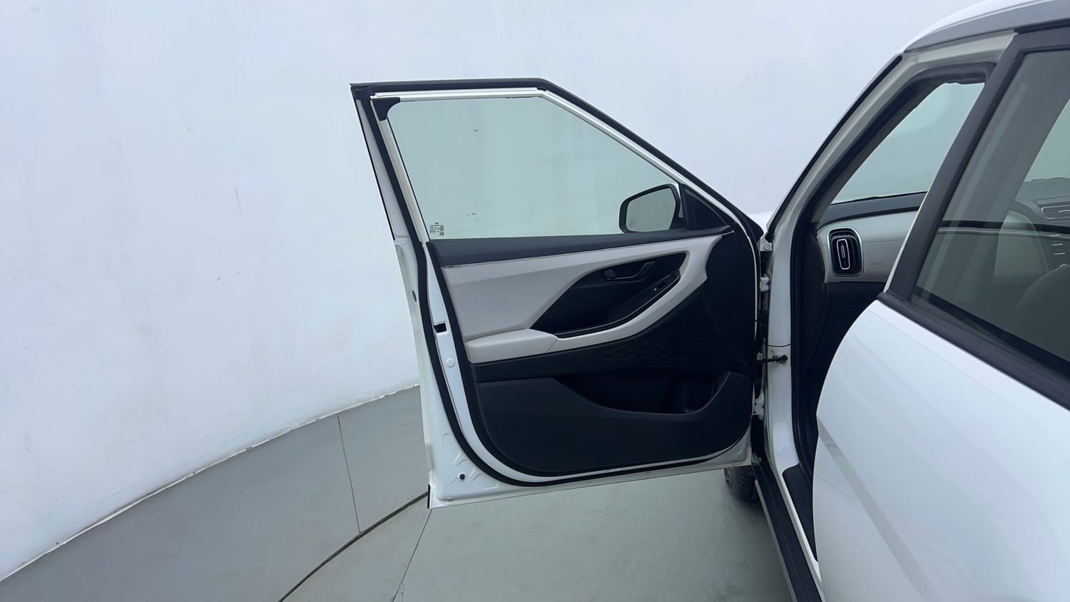 Used 2021 Hyundai Creta EX 1.5 Diesel Diesel Manual interior LEFT FRONT DOOR OPEN VIEW
