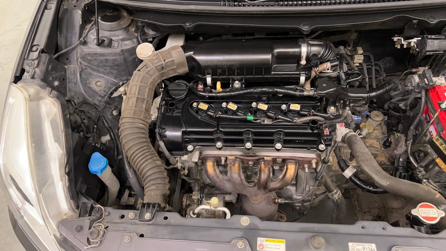 Used 2017 Maruti Suzuki Baleno Zeta 1.2 Petrol Manual engine ENGINE RIGHT SIDE VIEW