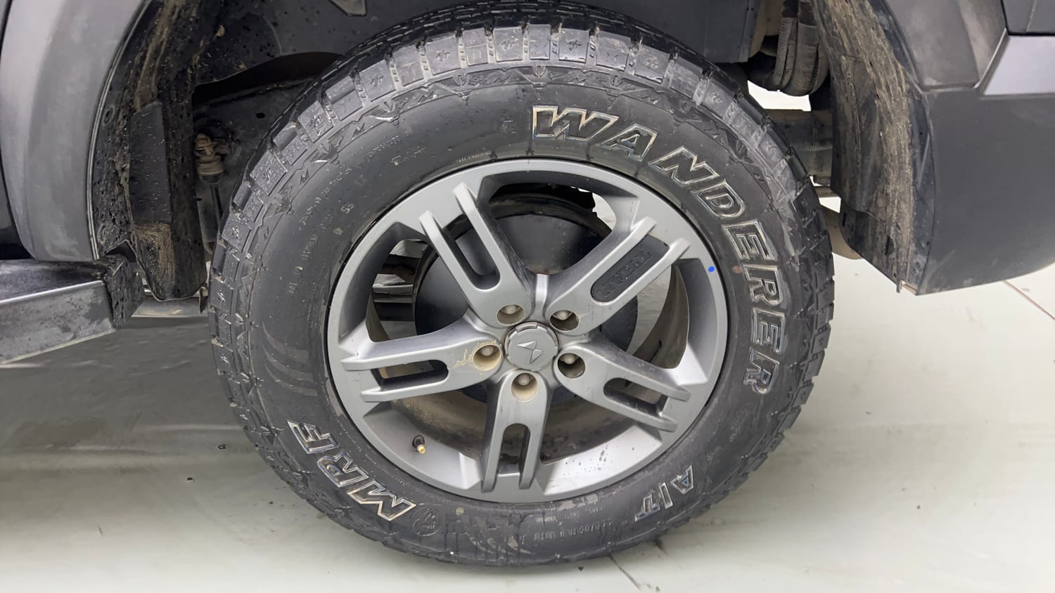 Used 2023 mahindra Thar LX Hard Top Petrol AT 4WD Petrol Automatic tyres LEFT REAR TYRE RIM VIEW