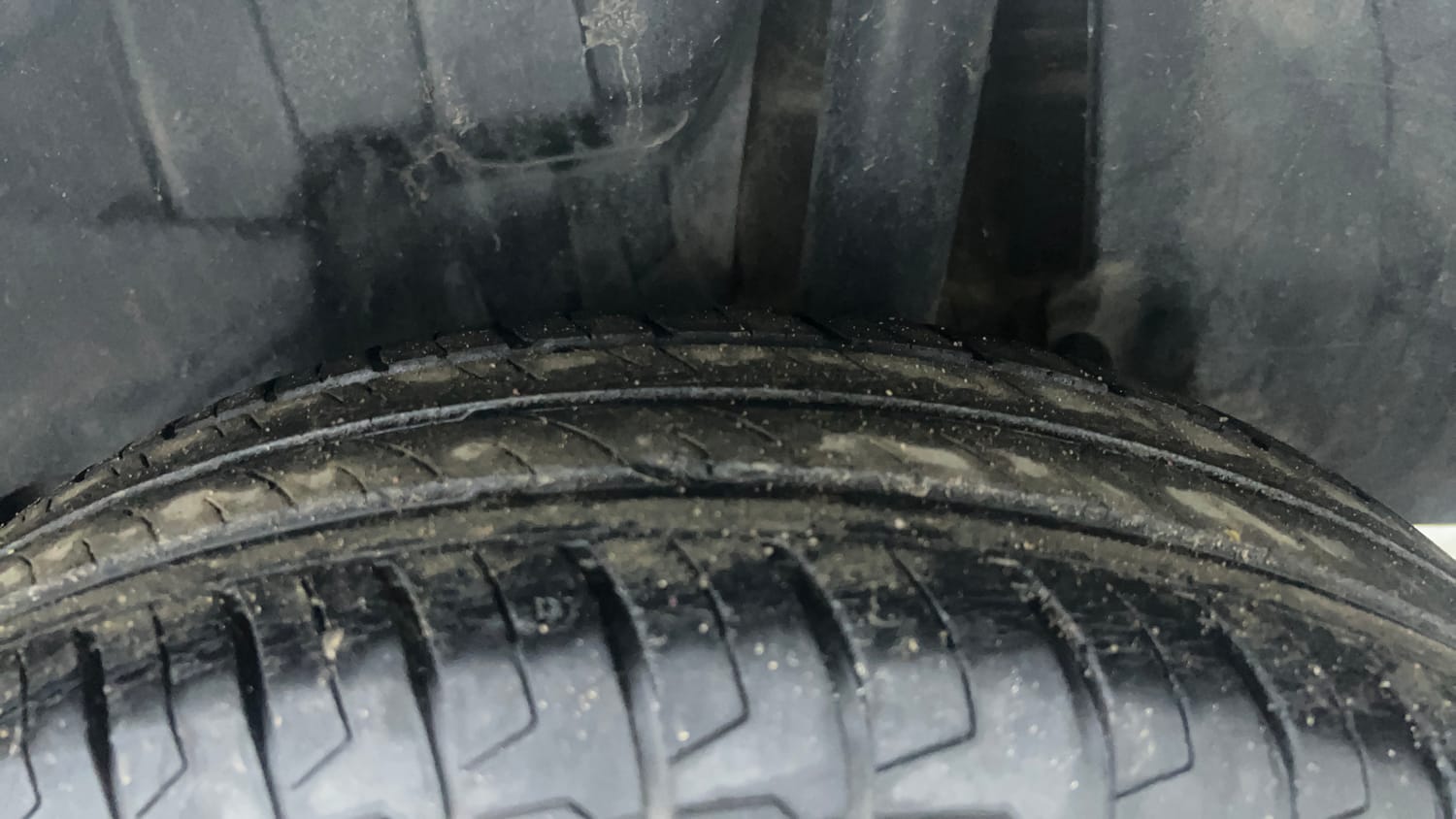 Used 2022 Maruti Suzuki Swift VXi Petrol Manual tyres LEFT REAR TYRE TREAD VIEW