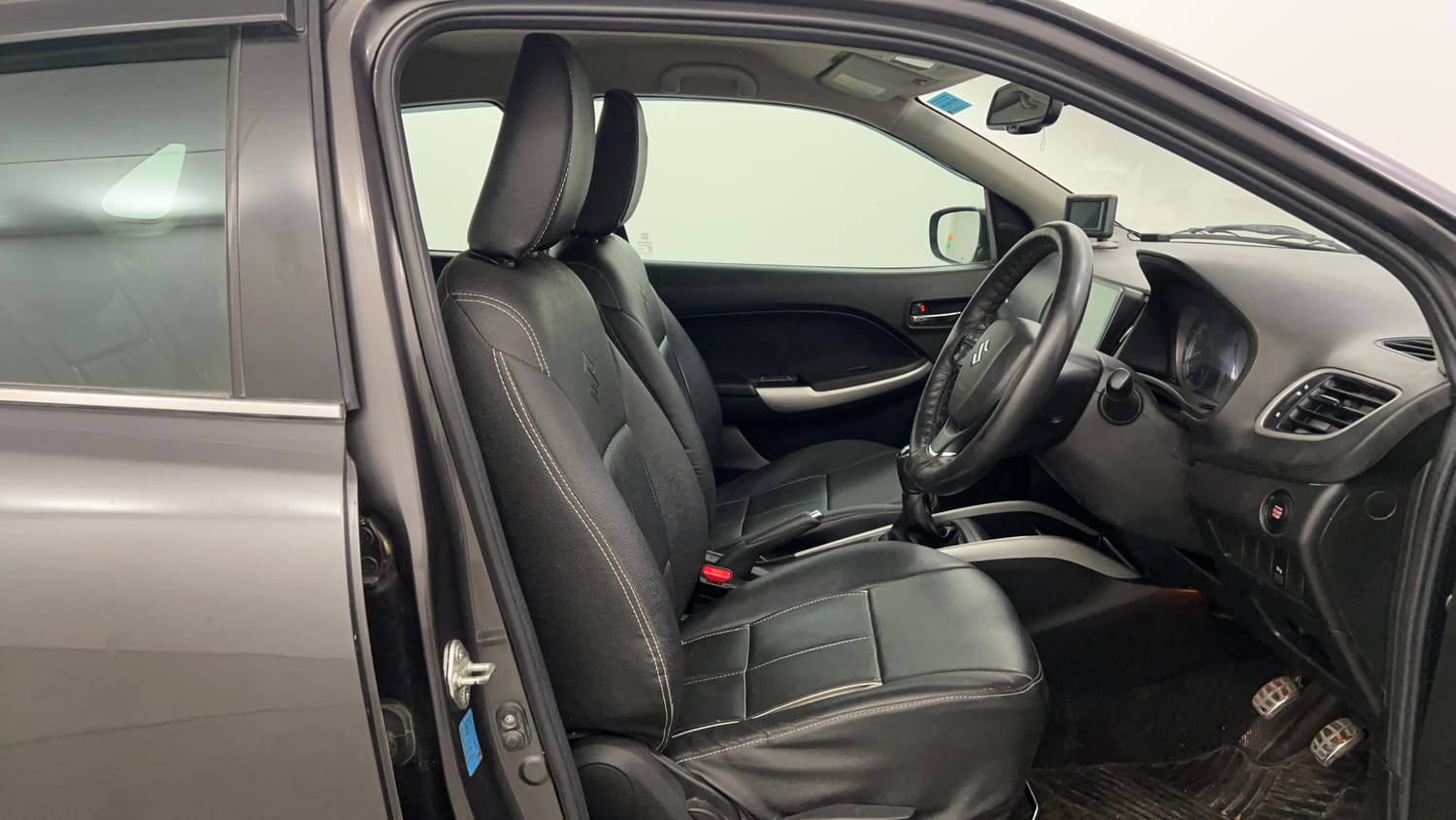 Used 2017 Maruti Suzuki Baleno Zeta 1.2 Petrol Manual interior RIGHT SIDE FRONT DOOR CABIN VIEW