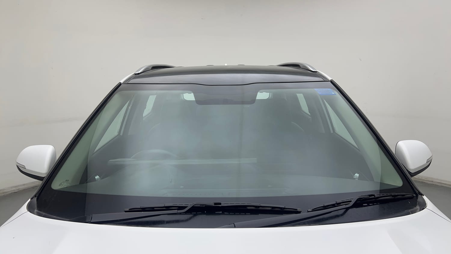 Used 2020 Kia Seltos GTK 1.4 Petrol Manual exterior FRONT WINDSHIELD VIEW