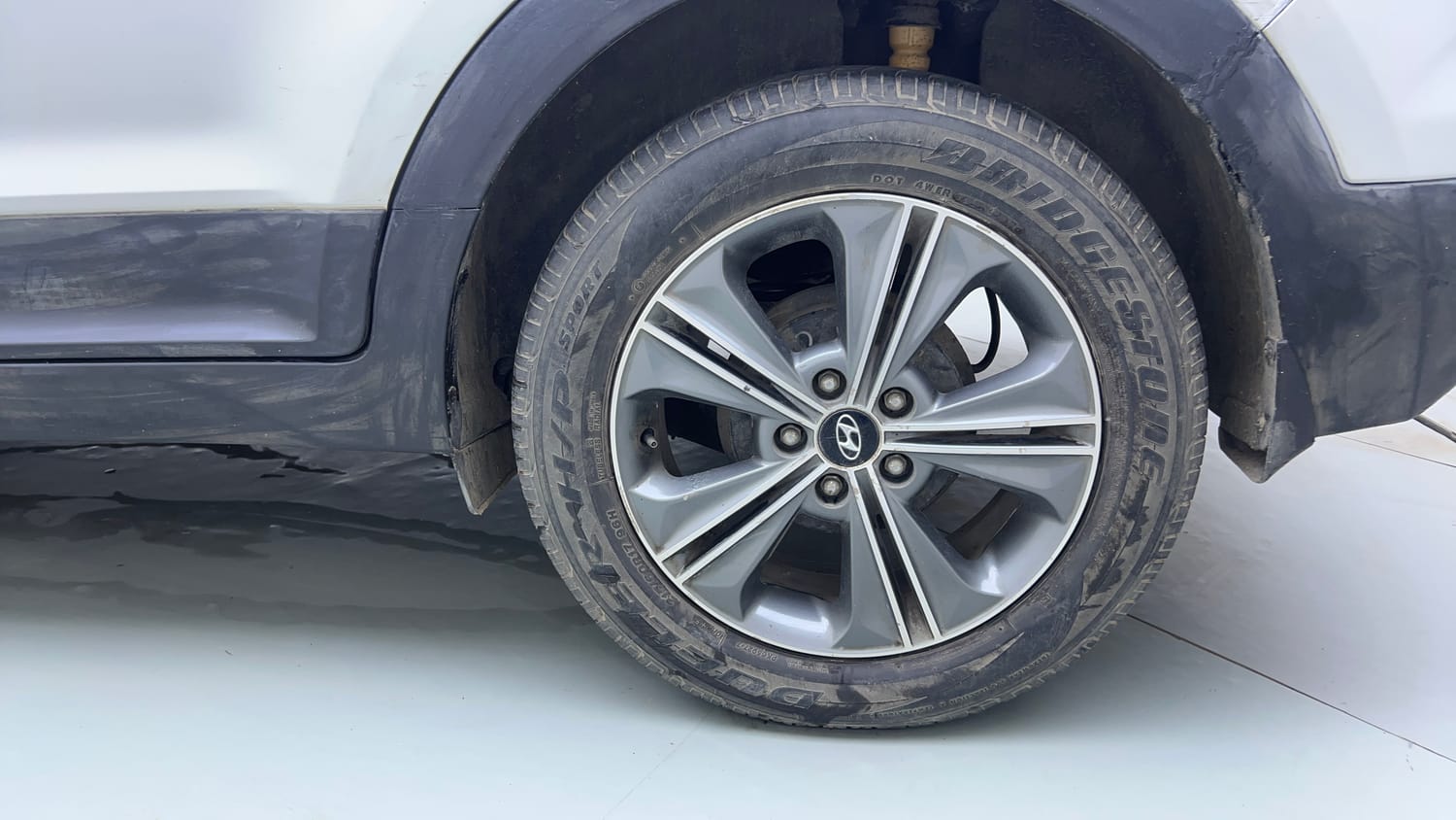 Used 2016 Hyundai Creta 1.6 SX Plus AT Petrol Petrol Automatic tyres LEFT REAR TYRE RIM VIEW