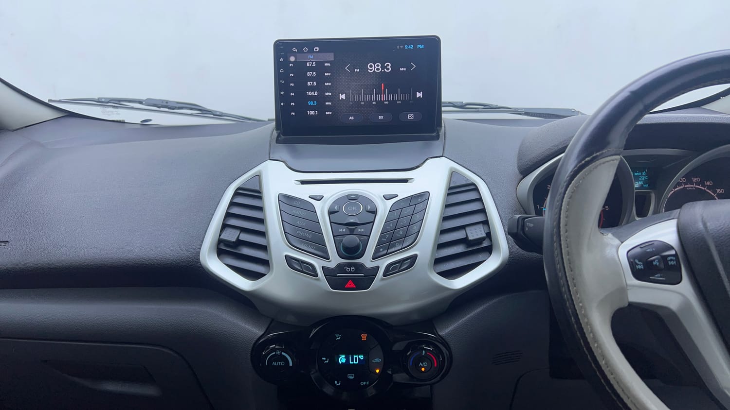 Used 2014 Ford EcoSport Titanium 1.5 TDCi (Opt) Diesel Manual interior MUSIC SYSTEM & AC CONTROL VIEW