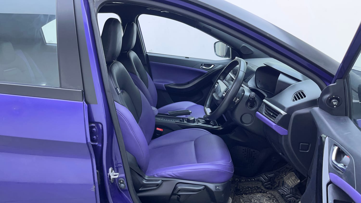 Used 2024 Tata Nexon Fearless Plus S Purple 1.2 Revotron Petrol 7DCA Dual Tone Petrol Automatic interior RIGHT SIDE FRONT DOOR CABIN VIEW