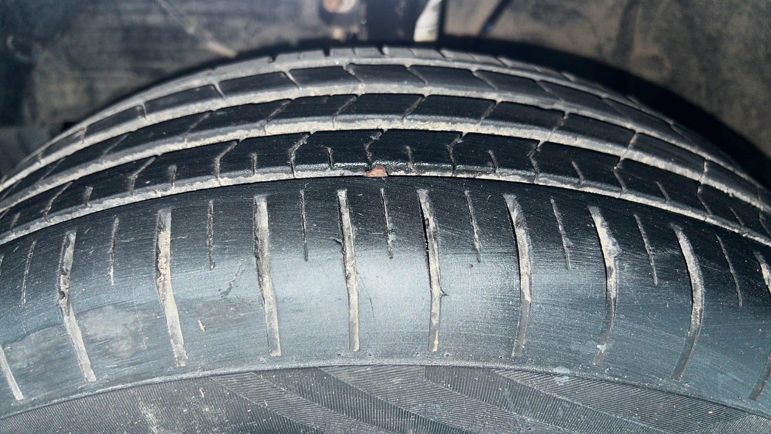 Used 2024 Maruti Suzuki Baleno Sigma MT Petrol Manual tyres LEFT FRONT TYRE TREAD VIEW