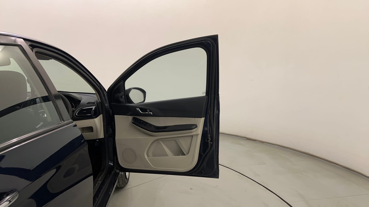 Used 2022 Tata Tiago XZ Plus CNG Cng Manual interior RIGHT FRONT DOOR OPEN VIEW
