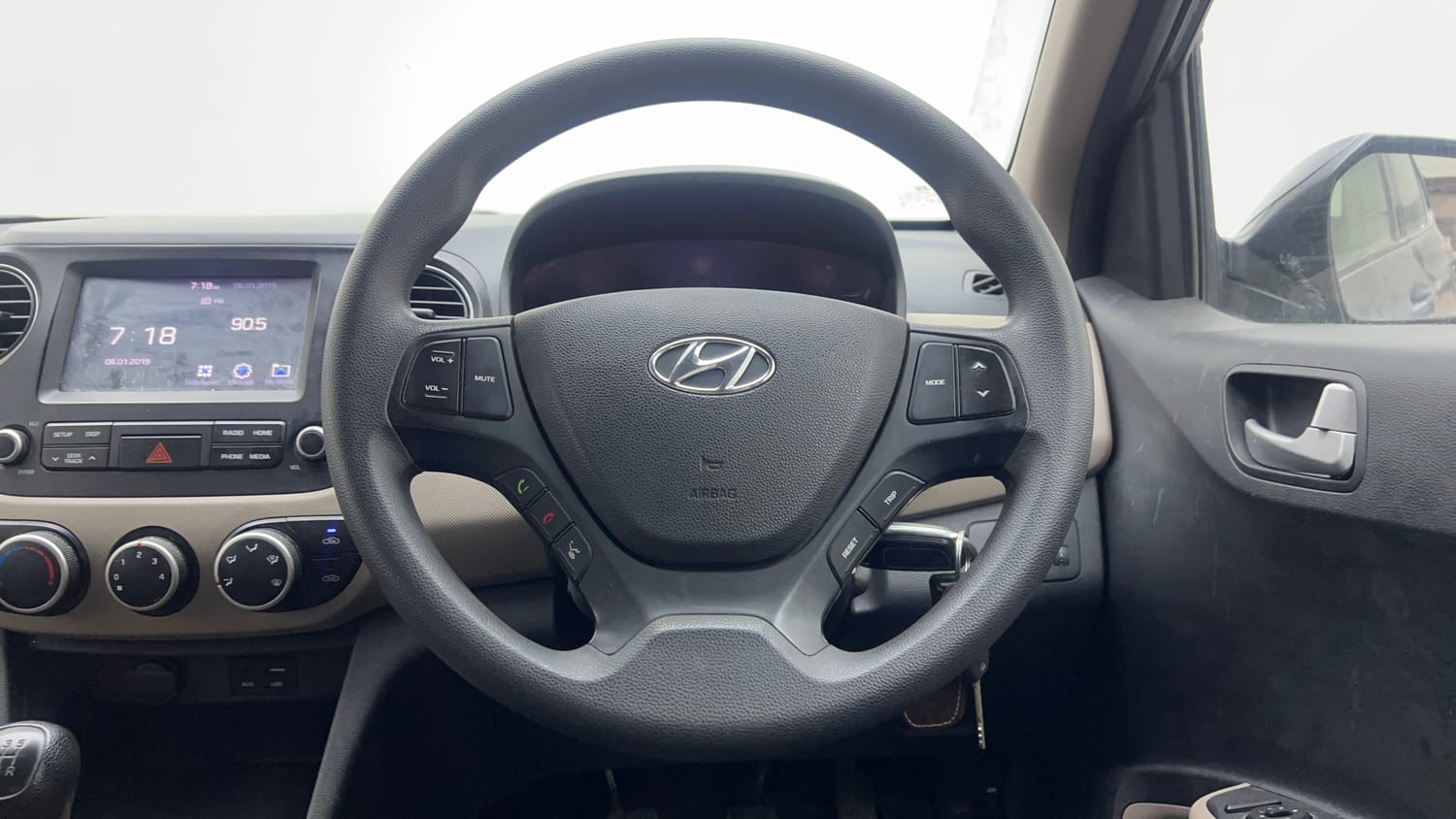 Used 2018 Hyundai Grand i10 Sportz (O) 1.2 Kappa VTVT Petrol Manual interior STEERING VIEW