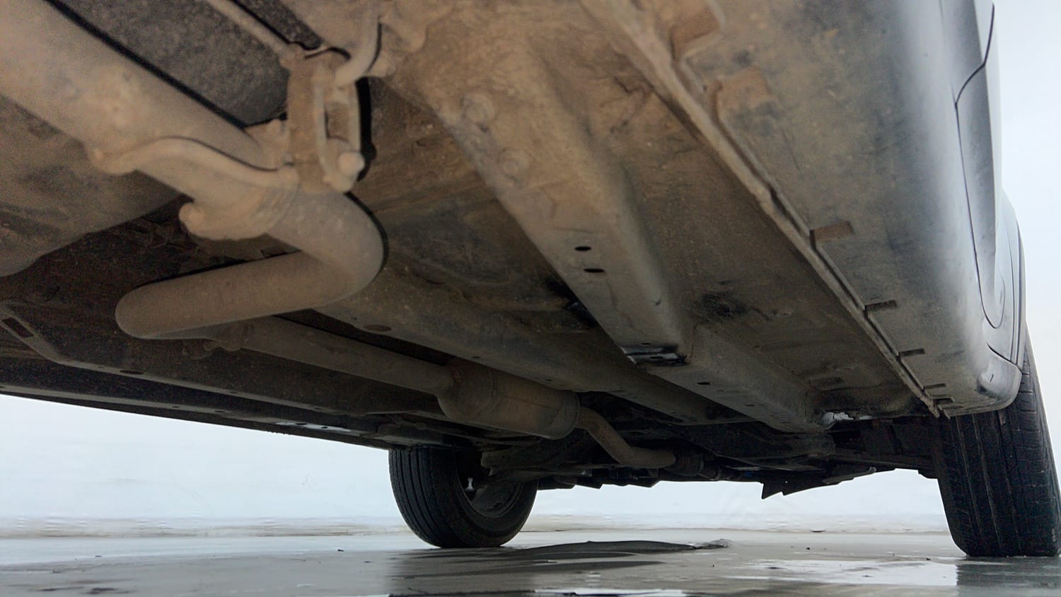 Used 2021 Tata Nexon XZ Plus Petrol Manual extra REAR RIGHT UNDERBODY VIEW