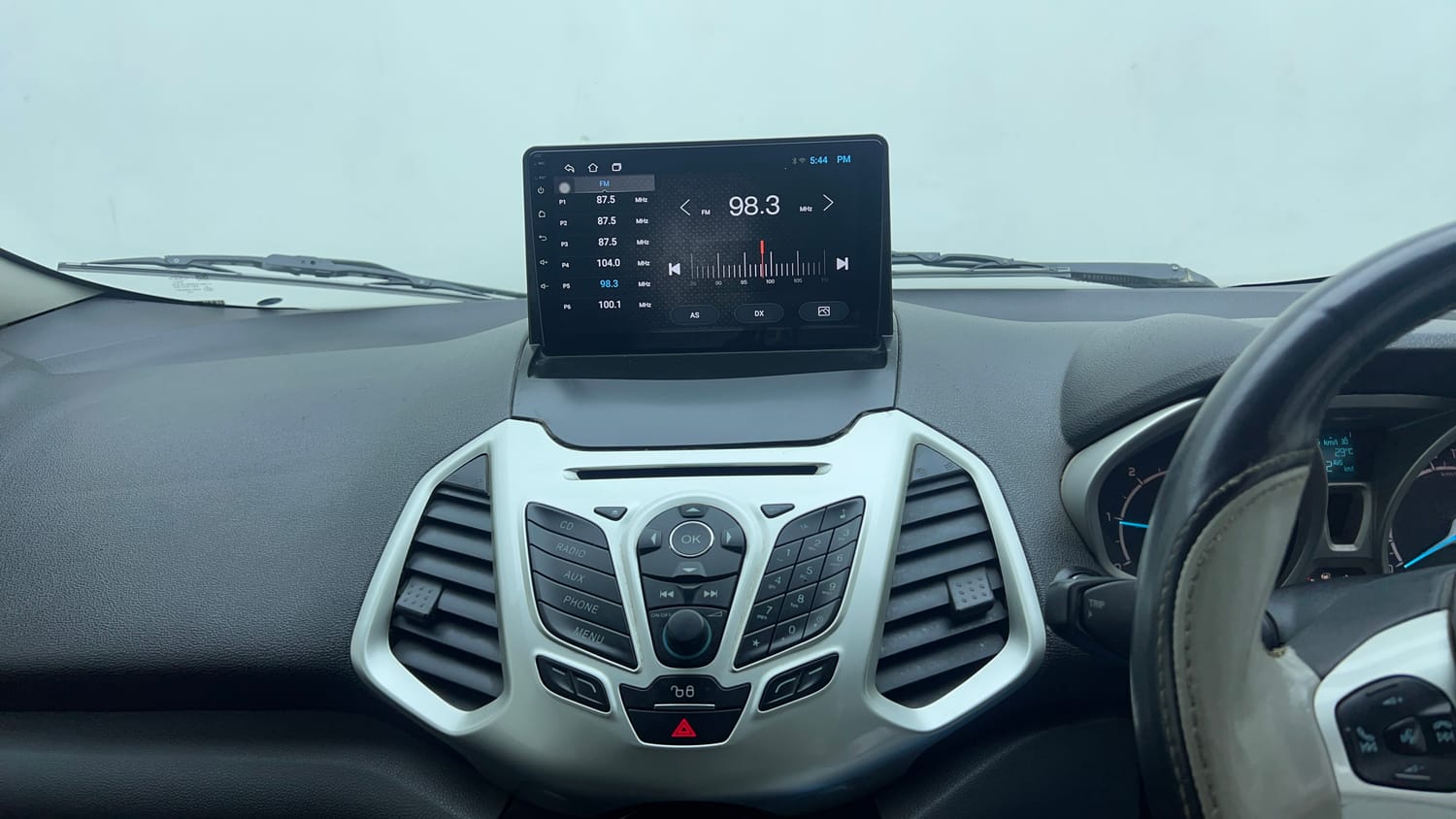 Used 2014 Ford EcoSport Titanium 1.5 TDCi (Opt) Diesel Manual top_features Integrated (in-dash) music system