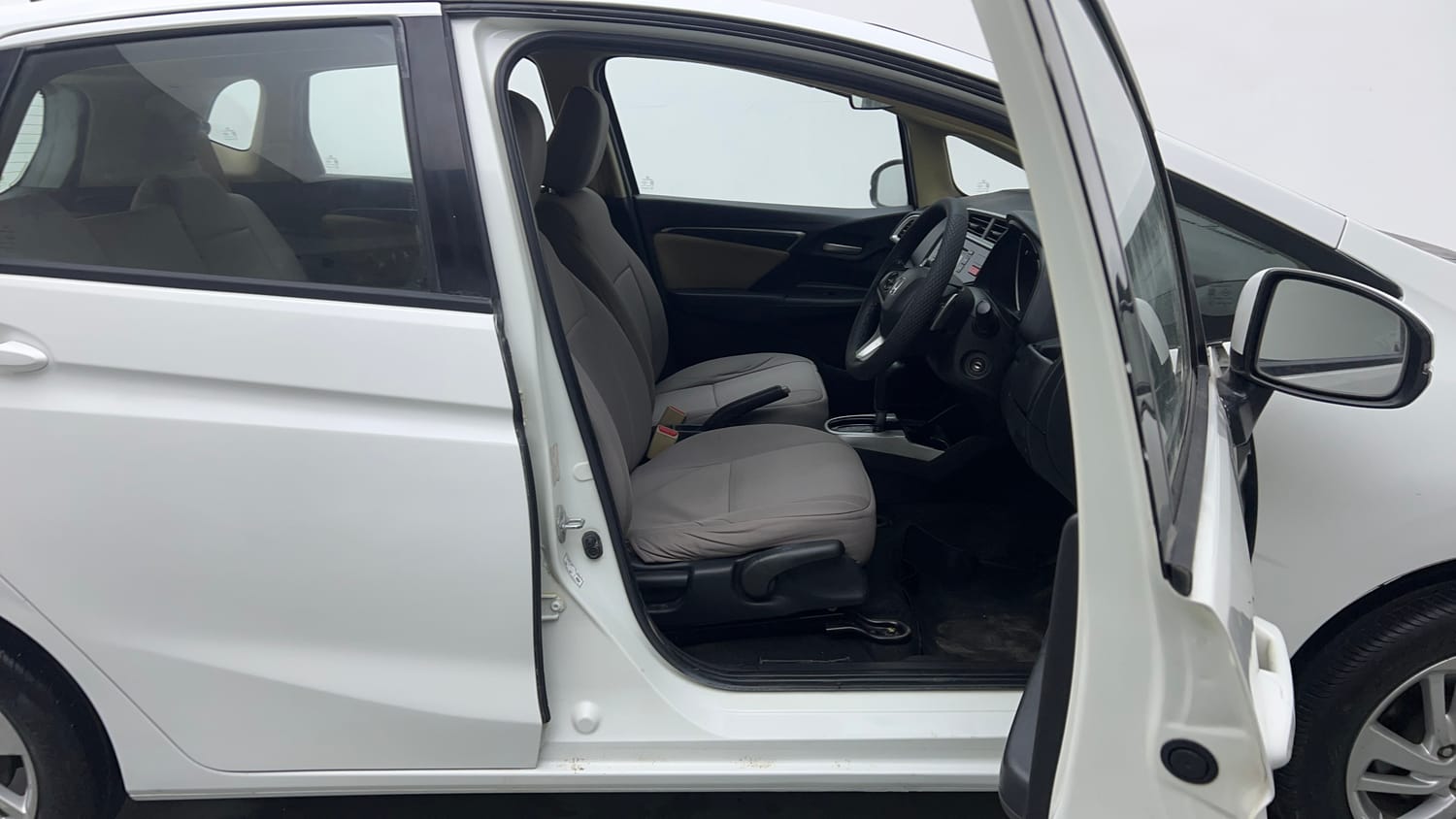 Used 2015 Honda Jazz V AT Petrol Petrol Automatic interior RIGHT SIDE FRONT DOOR CABIN VIEW