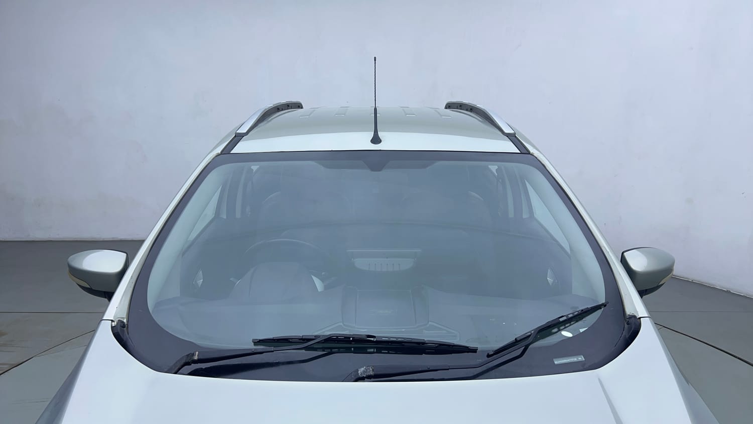 Used 2014 Ford EcoSport Titanium 1.5 TDCi (Opt) Diesel Manual exterior FRONT WINDSHIELD VIEW
