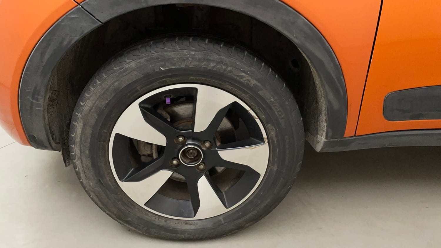 Used 2019 Tata Nexon XZA Plus Diesel Diesel Automatic tyres LEFT FRONT TYRE RIM VIEW