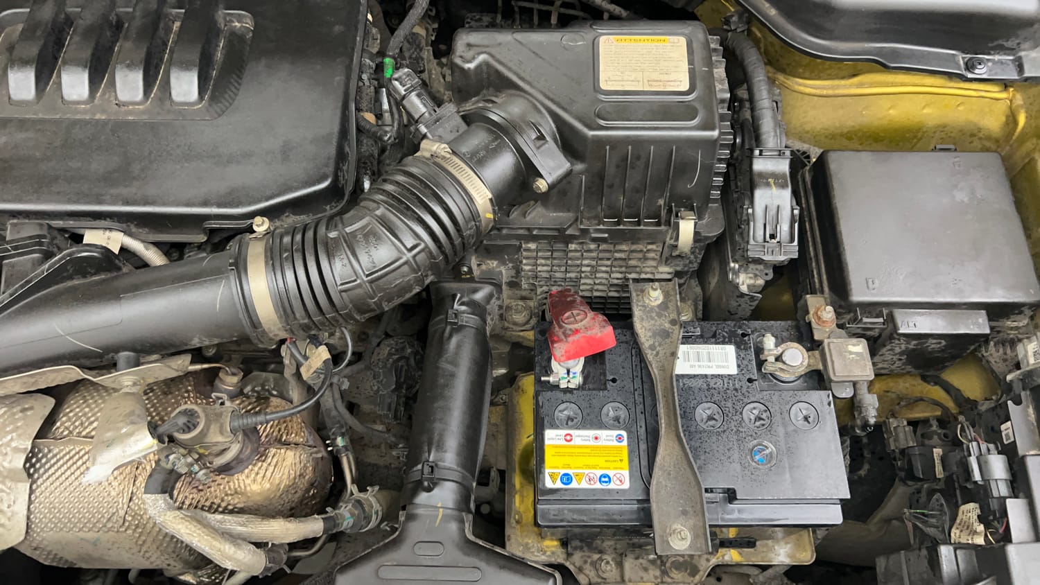 Used 2024 Mahindra XUV 3XO AX5 1.5 Diesel Autoshift Plus Diesel Automatic engine ENGINE LEFT SIDE VIEW