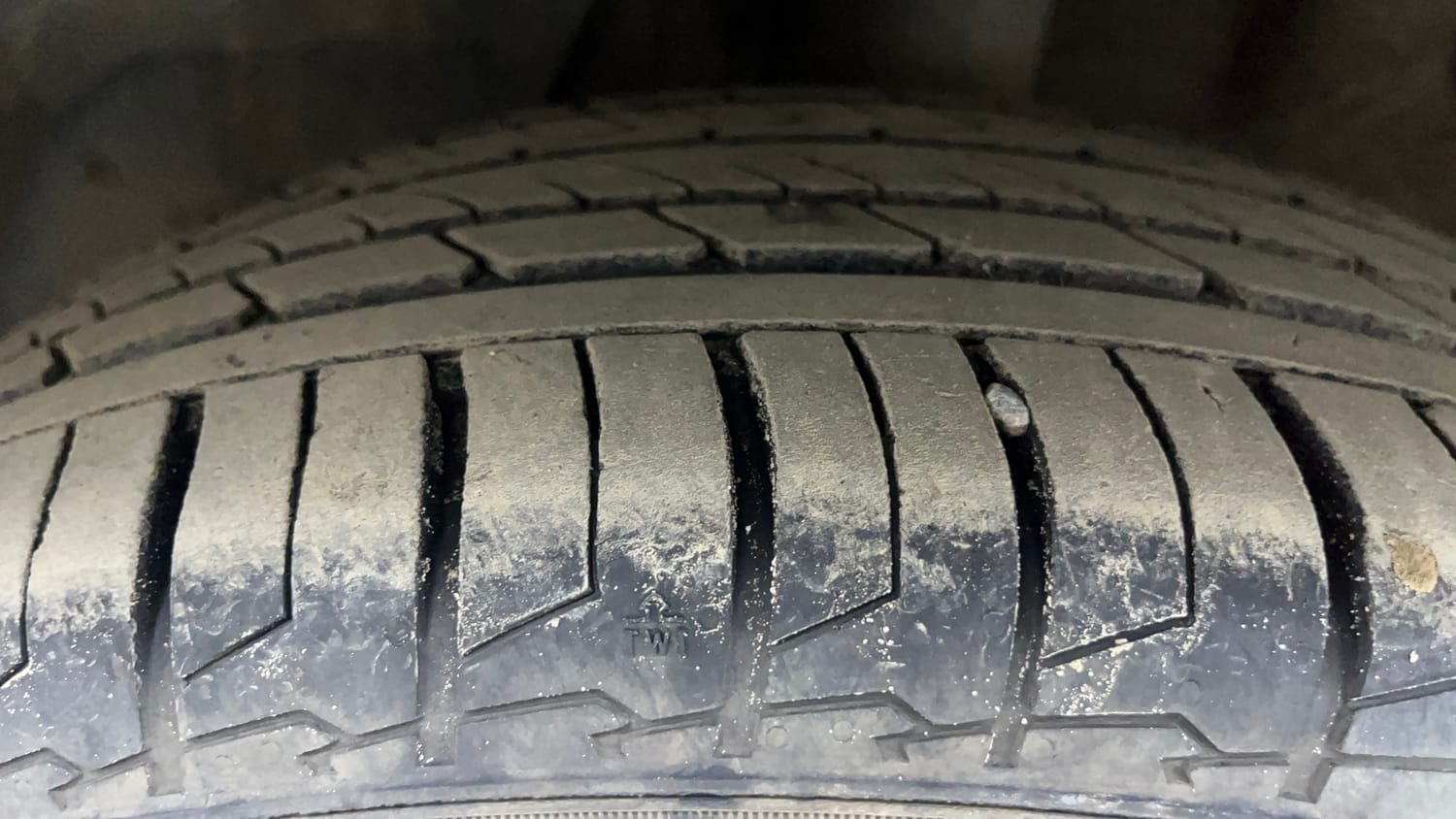 Used 2020 MG Motors Hector Sharp 1.5 DCT Petrol Petrol Automatic tyres LEFT FRONT TYRE TREAD VIEW