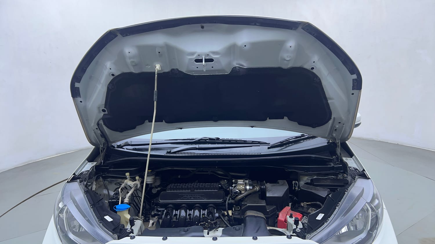 Used 2023 Honda WR-V SV MT Petrol Petrol Manual engine ENGINE & BONNET OPEN FRONT VIEW