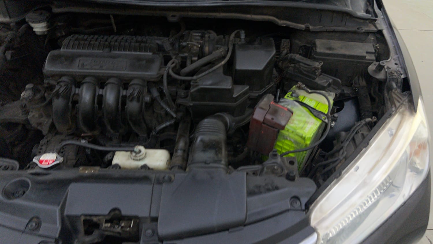 Used 2016 Honda City V Petrol Manual engine ENGINE LEFT SIDE VIEW
