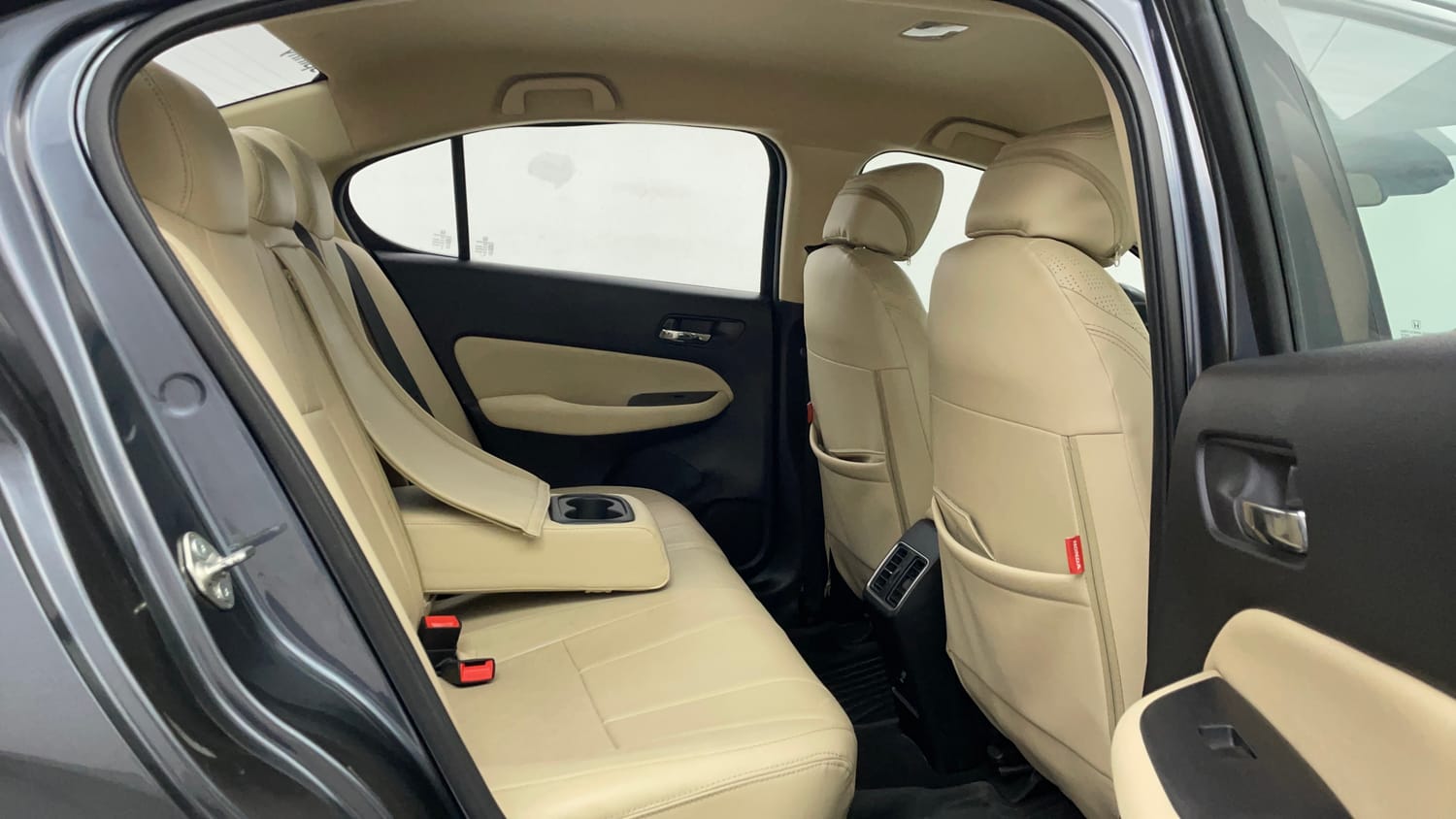 Used 2024 Honda City V Petrol MT Petrol Manual interior RIGHT SIDE REAR DOOR CABIN VIEW