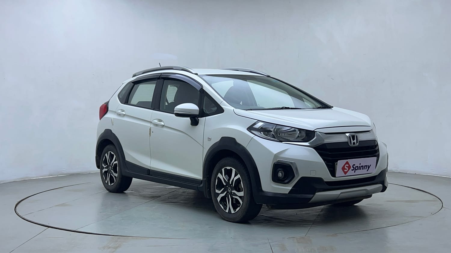 Used 2023 Honda WR-V SV MT Petrol Petrol Manual exterior RIGHT FRONT CORNER VIEW