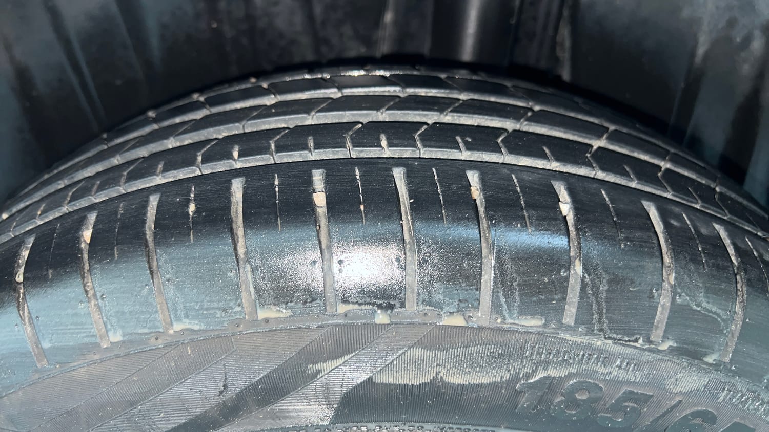 Used 2024 Maruti Suzuki Baleno Sigma MT Petrol Manual tyres LEFT REAR TYRE TREAD VIEW