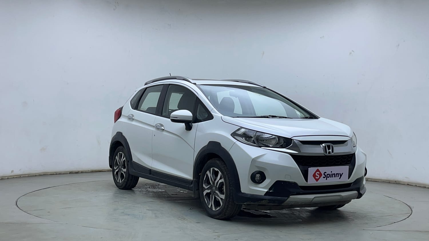 Used 2018 Honda WR-V VX MT Diesel Diesel Manual exterior RIGHT FRONT CORNER VIEW