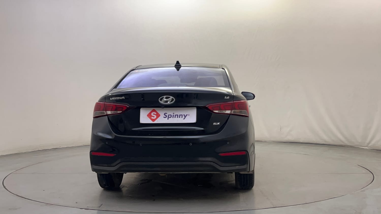 Used 2018 Hyundai Verna SX (O)1.6 VTVT Petrol Manual exterior BACK VIEW